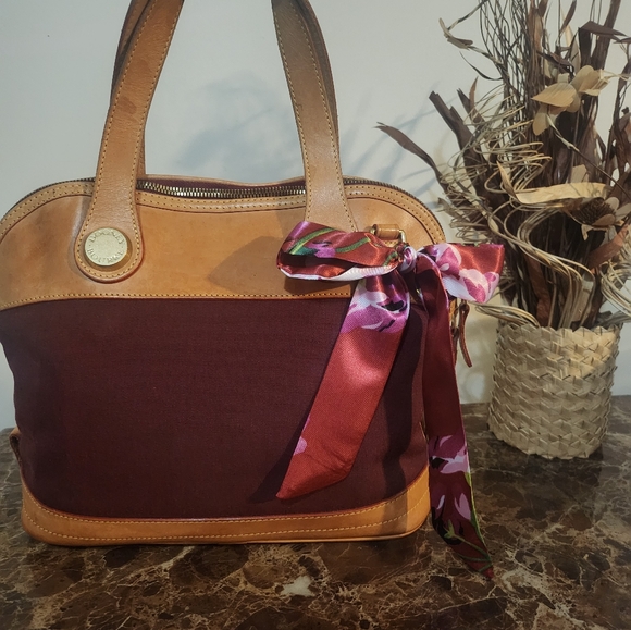 Dooney & Bourke Burgundy Tote EUC - Picture 15 of 16